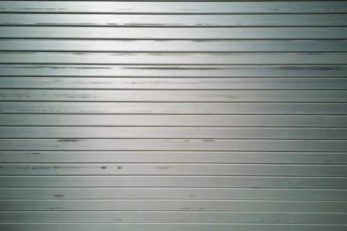 Puertas de garaje barato en cerrajero Vélez Rubio